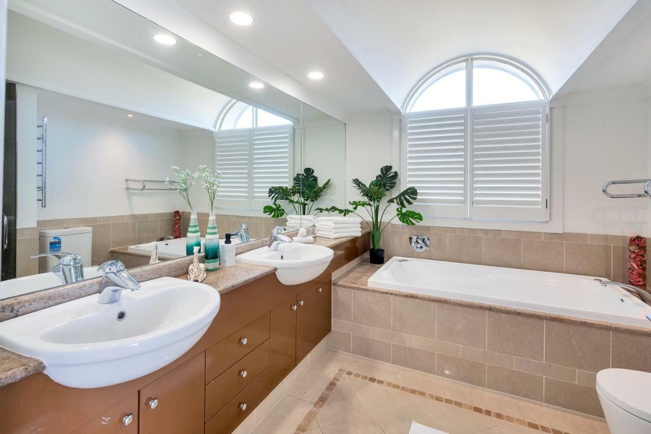 Willa Orakei Grandeur Mansion With Sea Views & Pool Auckland Zewnętrze zdjęcie